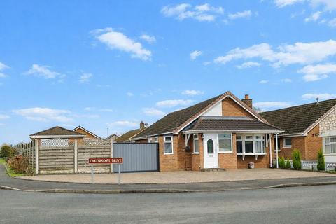 2 bedroom detached bungalow for sale, Oakenhayes Drive, Brownhills, Walsall WS8 7QB