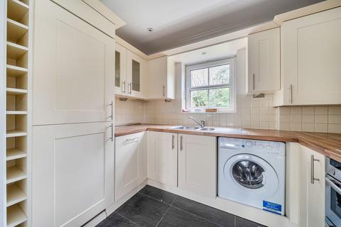 undefined, Reris Grange Close, Godalming GU8