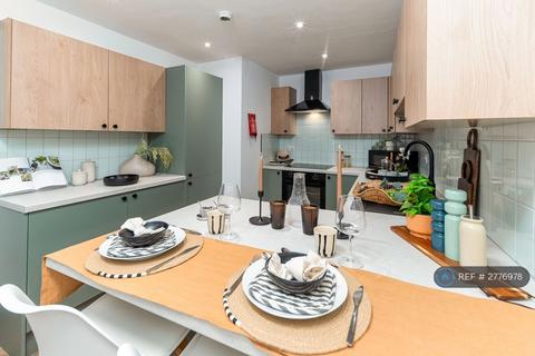 1 bedroom in a house share to rent, Townend Street, Hyde, SK14