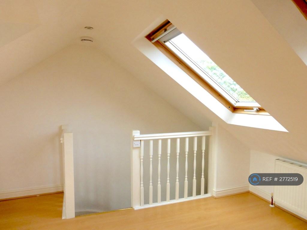 Bedroom 3 (Attic Room)