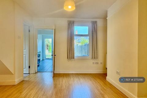 3 bedroom semi-detached house to rent, The Croft, Oxford, OX3