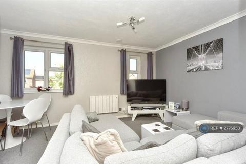 1 bedroom flat to rent, Invicta Court, Milton Regis, Sittingbourne, ME10