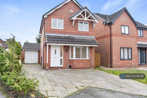 3 bedroom detached house to rent, Goodshaw Road, Worsley, Manchester, M28