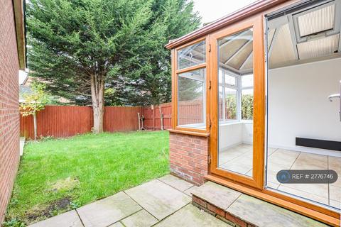 3 bedroom detached house to rent, Goodshaw Road, Worsley, Manchester, M28