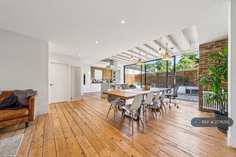 4 bedroom end of terrace house to rent, Huntingfield Road, London, SW15