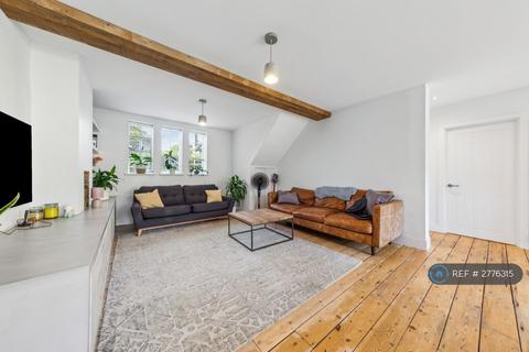 4 bedroom end of terrace house to rent, Huntingfield Road, London, SW15
