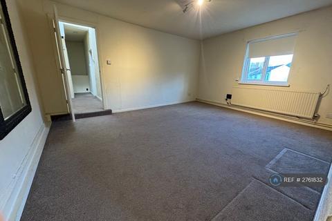 2 bedroom flat to rent, Garden Street, Macclesfield, SK10