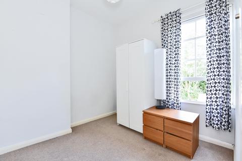 1 bedroom flat to rent, Gipsy Hill, London, SE19