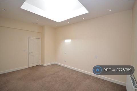 1 bedroom flat to rent, Scarisbrick Avenue, Southport, PR8