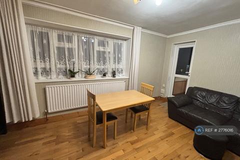 Colney Hatch Lane, London, N10
