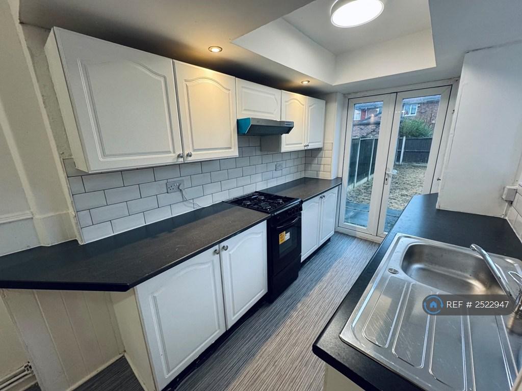Kitchen 1
