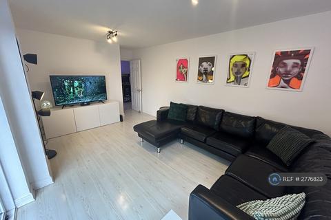 1 bedroom flat to rent, Fishguard Way, London, E16