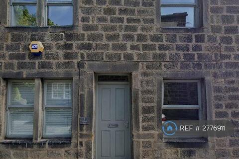 3 bedroom semi-detached house to rent, Church End, Horsforth, Leeds, LS18