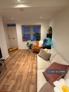 3 bedroom semi-detached house to rent, Church End, Horsforth, Leeds, LS18