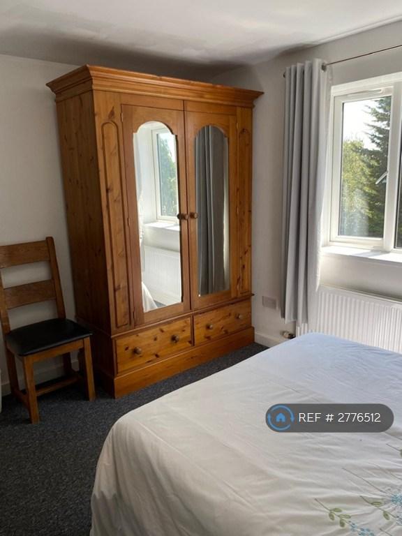Double Room 8