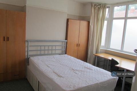 4 bedroom semi-detached house to rent, Dovercourt Road, Bristol, BS7