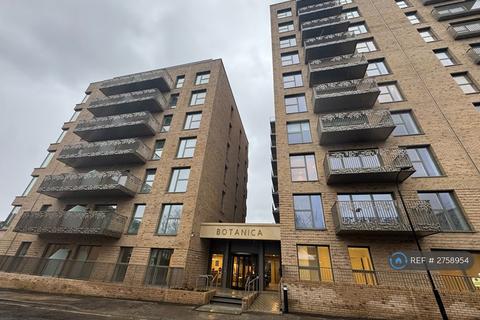Studio to rent, London, London, SW6