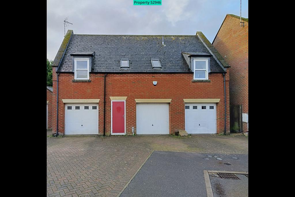 Detached Coach House (entire inc. 3 garages).