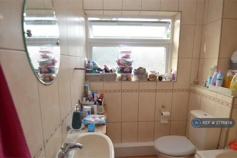 2 bedroom flat to rent, Cotelands, Croydon, CR0