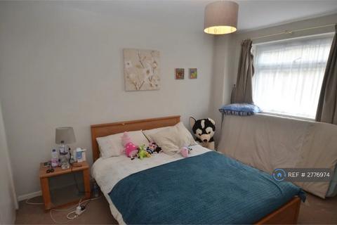 2 bedroom flat to rent, Cotelands, Croydon, CR0