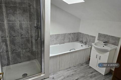 2 bedroom maisonette to rent, Berrington Road, Tenbury Wells, WR15