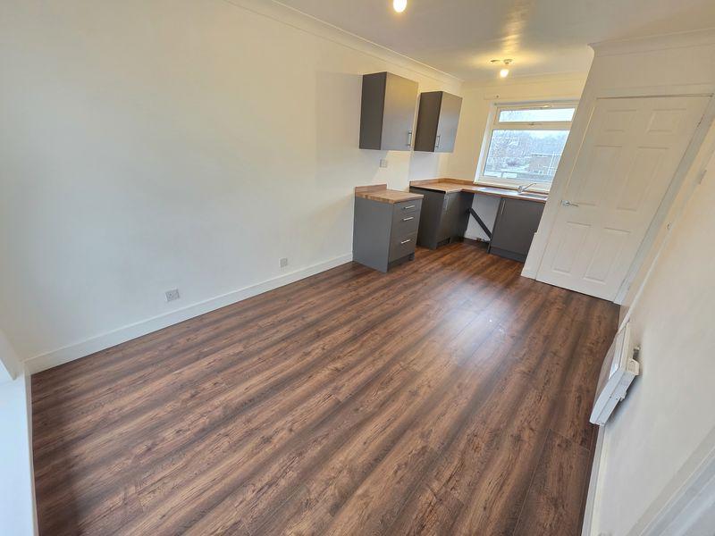 Lounge/Kitchen