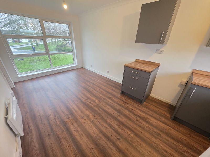 Lounge/Kitchen