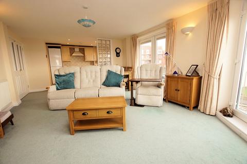 2 bedroom apartment for sale, The Spinnakers, Lee-On-The-Solent, PO13