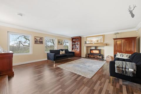 5 bedroom detached house for sale, Mount Road, Theydon Mount, Epping