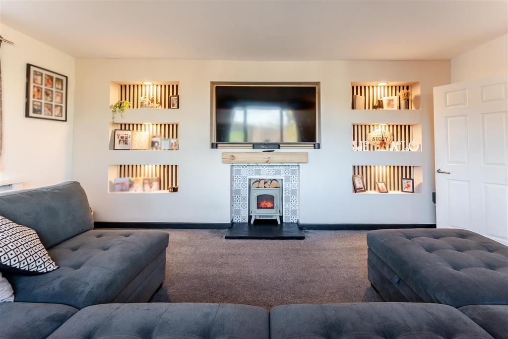22 - sitting room.jpg