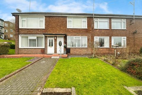 2 bedroom flat for sale, Baguley Crescent, Manchester