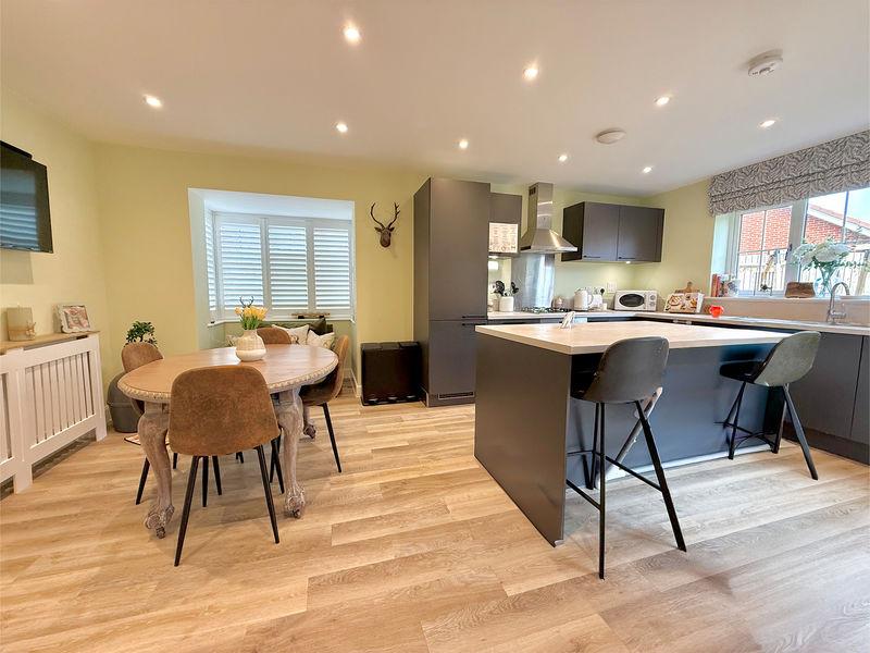Kitchen Diner