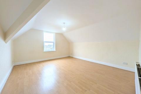1 bedroom apartment to rent, To Let - Weld Road, Birkdale - Second Floor One Bed Apt