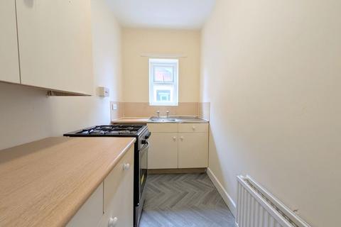 1 bedroom apartment to rent, To Let - Weld Road, Birkdale - Second Floor One Bed Apt with Balcony