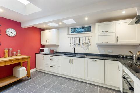 2 bedroom terraced house for sale, Victoria Road, Dartmouth