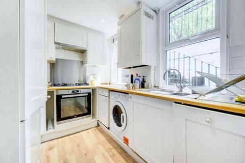2 bedroom flat to rent, Cunningham Court, Maida Vale, London