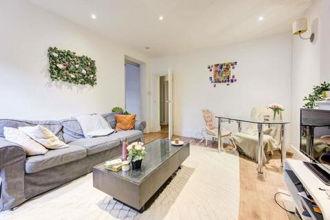2 bedroom flat to rent, Cunningham Court, Maida Vale, London