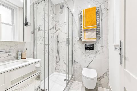 3 bedroom apartment to rent, Hamlet Gardens, King Street, W6
