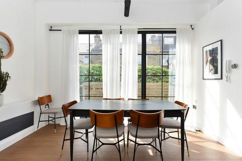 undefined, Macroom Road, London, W9
