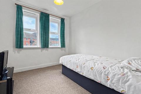 2 bedroom apartment to rent, Bell Chase, Aldershot