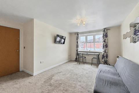 undefined, Bell Chase, Aldershot