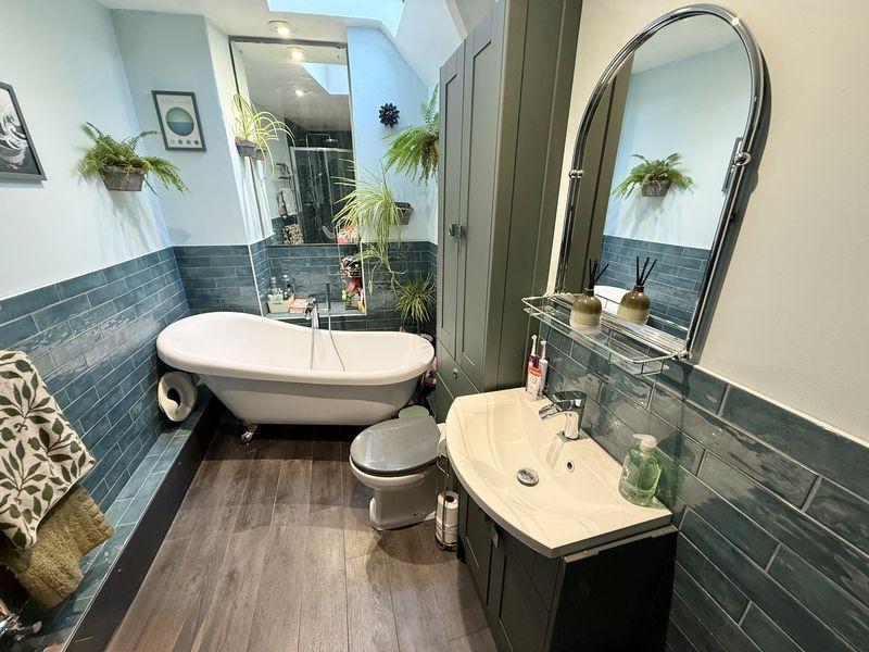 Bath Suite