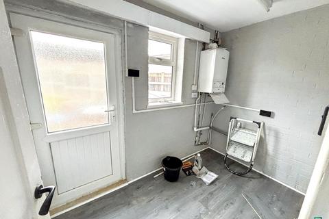 3 bedroom semi-detached house to rent, Motherwell Road, Hartlepool TS25