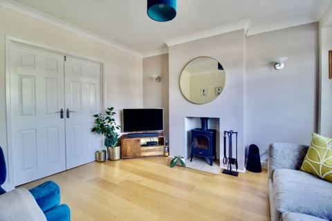 4 bedroom semi-detached house for sale, Gubbins Lane, Romford RM3