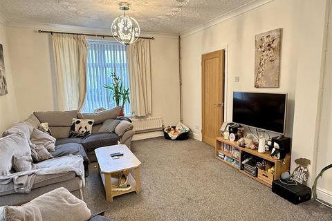 undefined, Heol Y Neuadd, Tumble, Llanelli