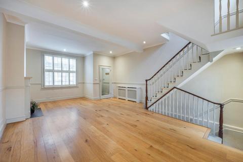 3 bedroom house to rent, Waterford Road, London