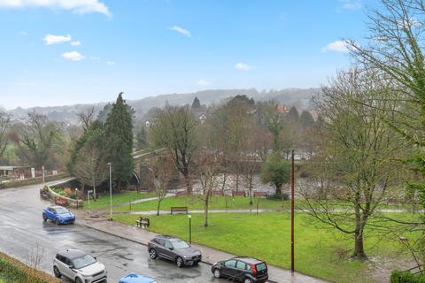 3 bedroom terraced house for sale, Bridge Lane, Ilkley, West Yorkshire, LS29