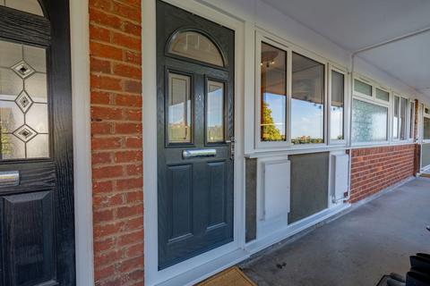 2 bedroom flat for sale, Lightwoods Road, Stourbridge DY9
