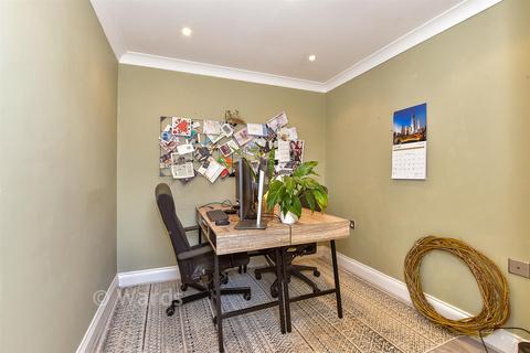 2 bedroom semi-detached house for sale, Burdens, Headcorn, Ashford, Kent
