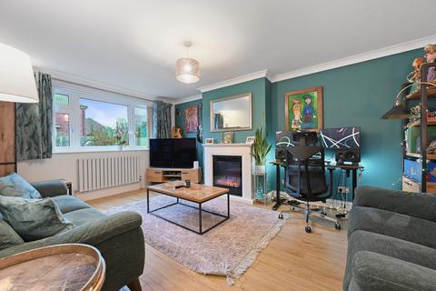2 bedroom maisonette for sale, Twickenham Gardens HA3